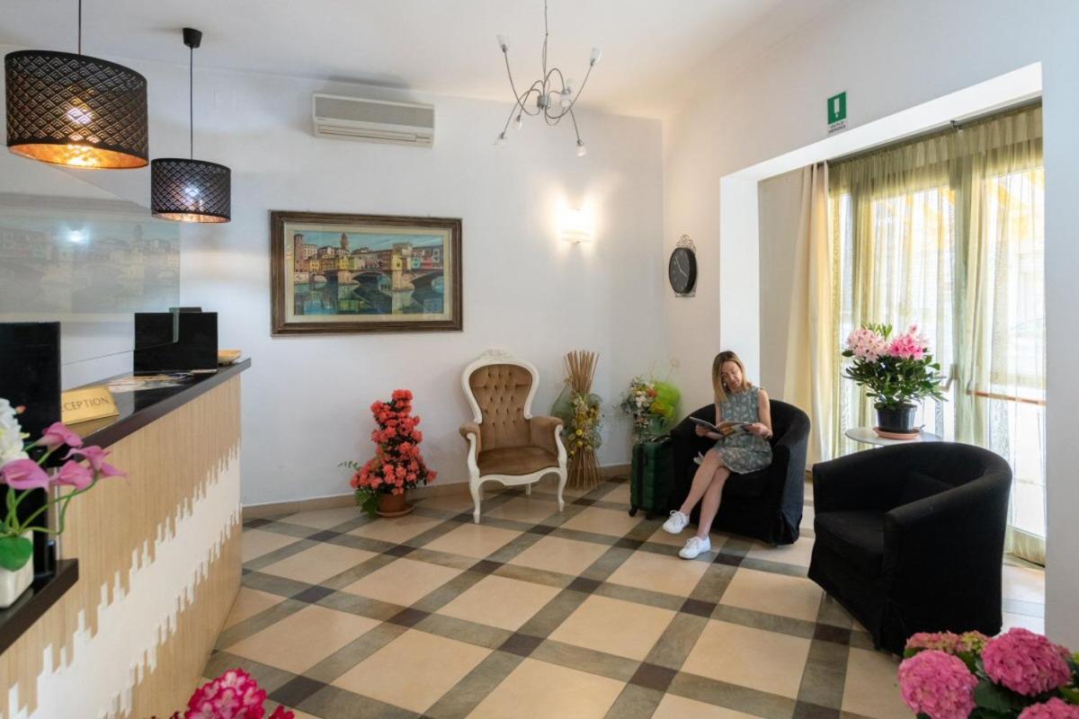 Hotel Bruna Martinsicuro Ngoại thất bức ảnh